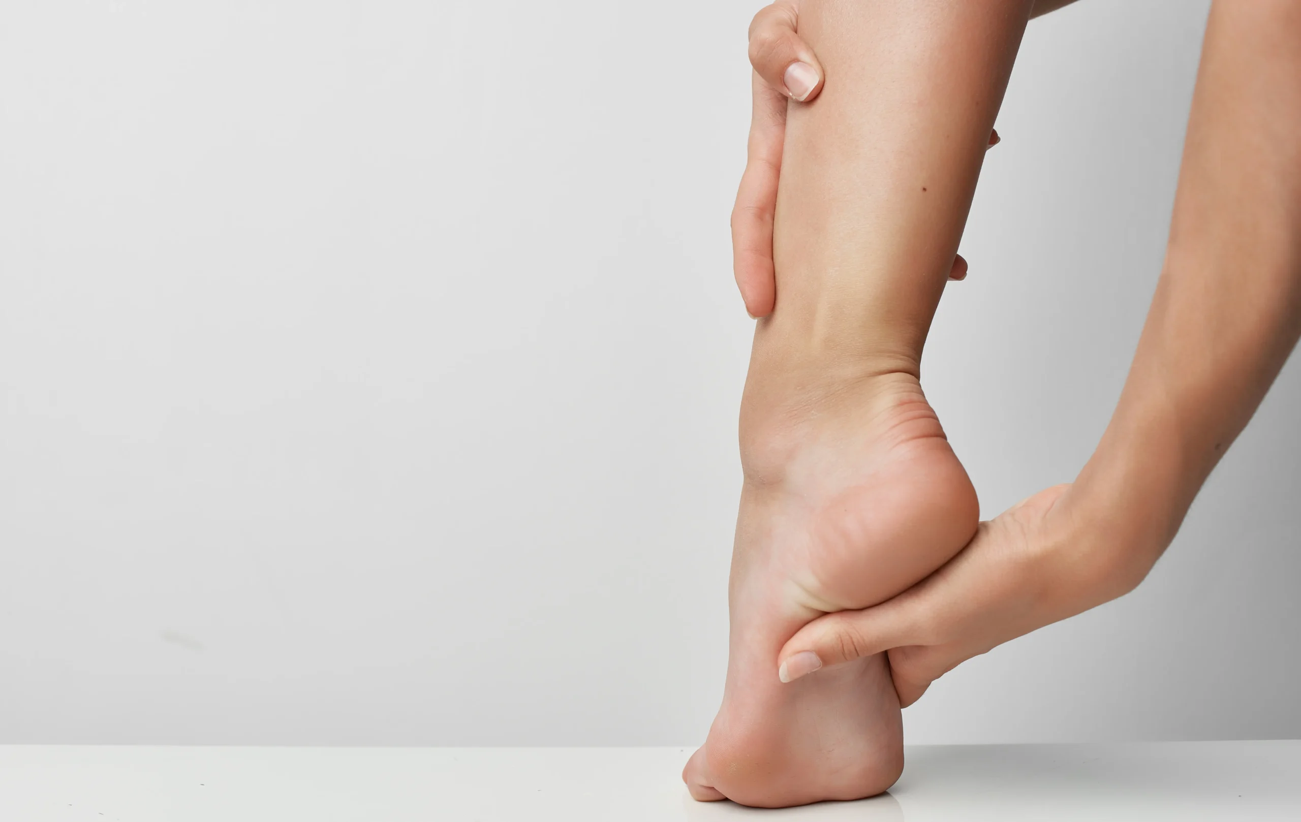 Trattamento osteopatico biomeccanico per fascite plantare a Milano studio Brera